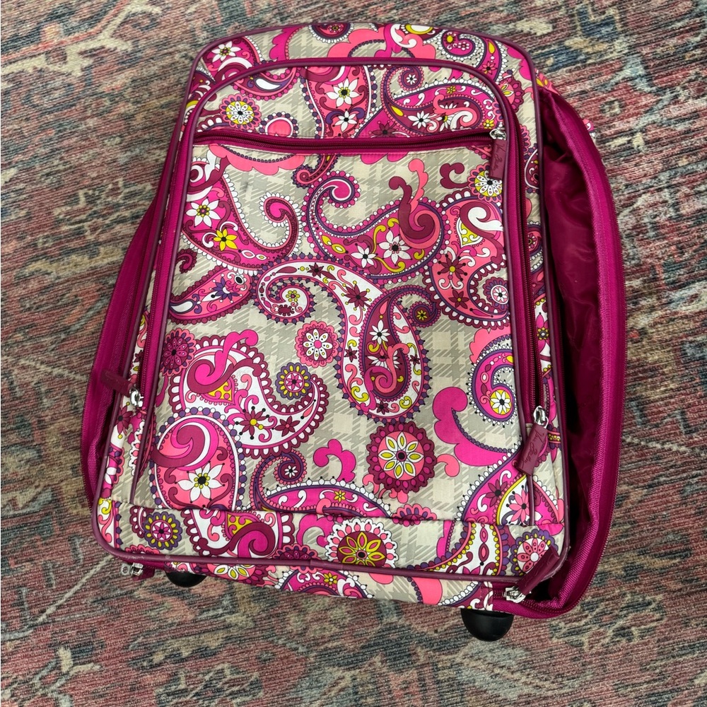 Vera Bradley plaid meets paisley 3 pieces travel set.